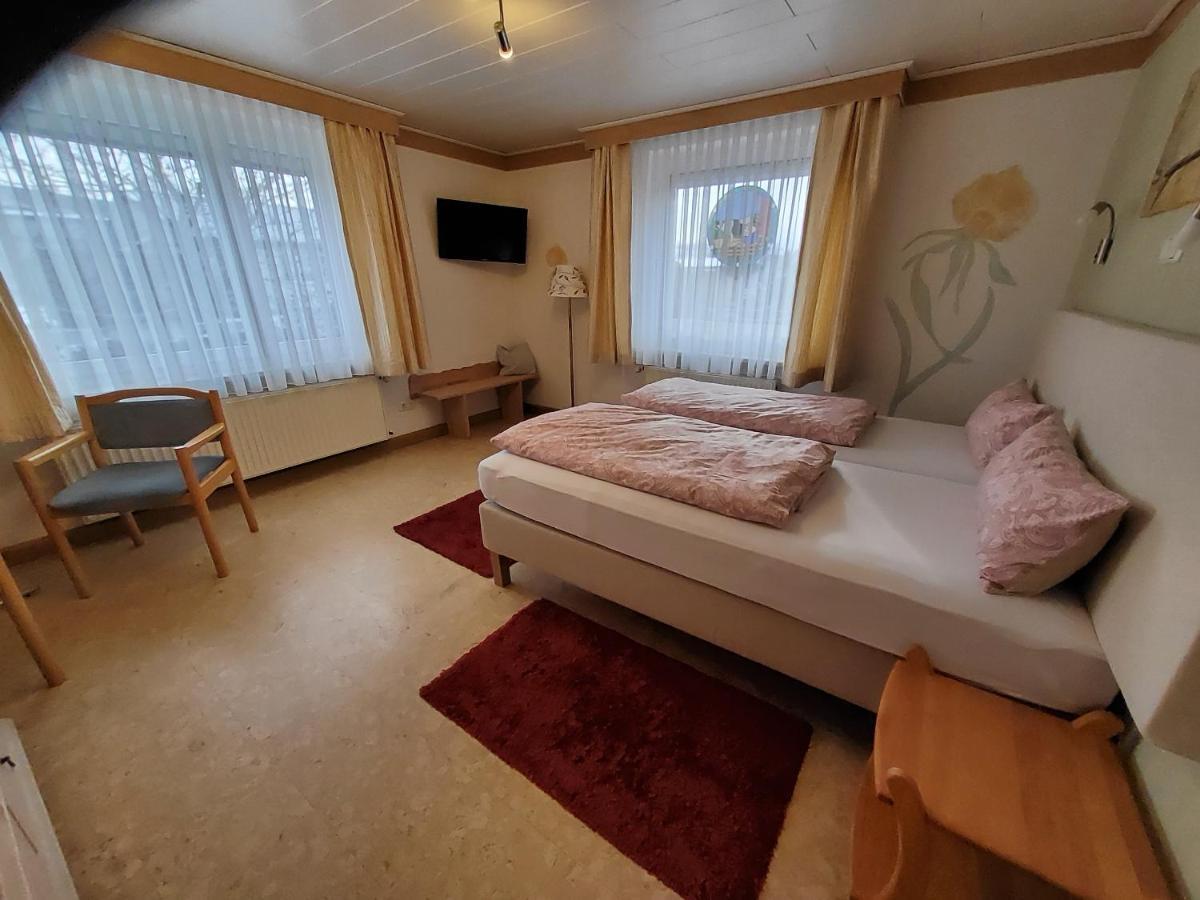 B & B Gaestehaus Schmidt Lichtenberg  Экстерьер фото