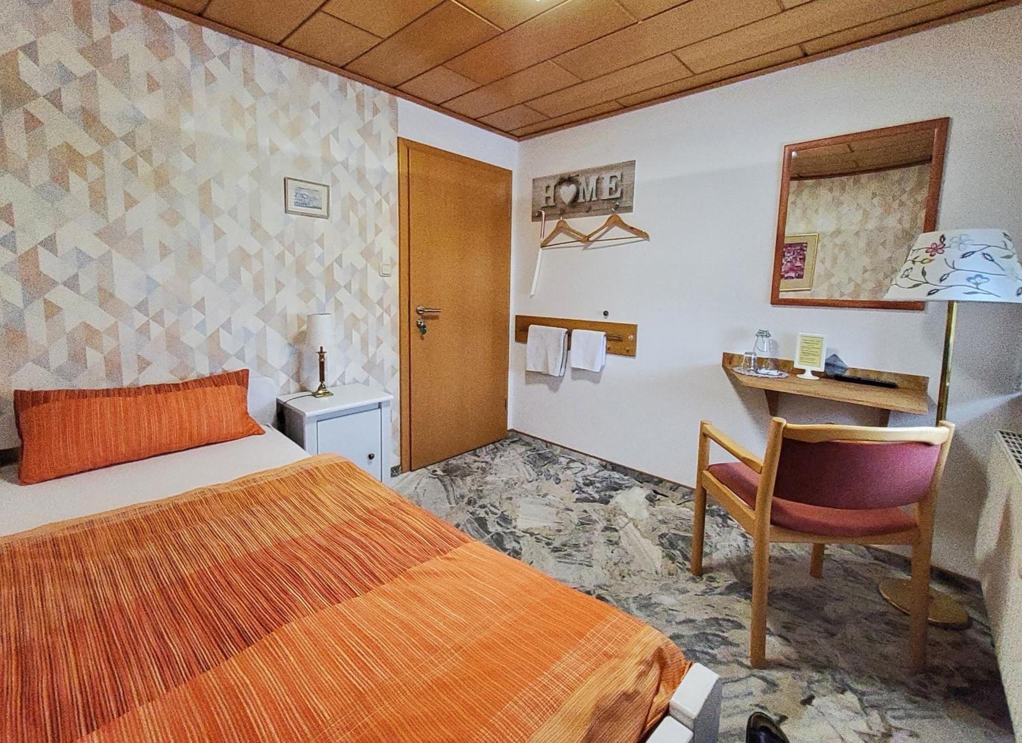 B & B Gaestehaus Schmidt Lichtenberg  Экстерьер фото
